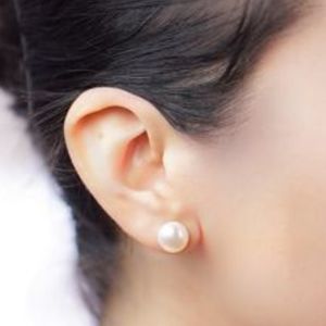 ❤ 4 for $25 ❤ #X3 White Pearl Earrings Medium